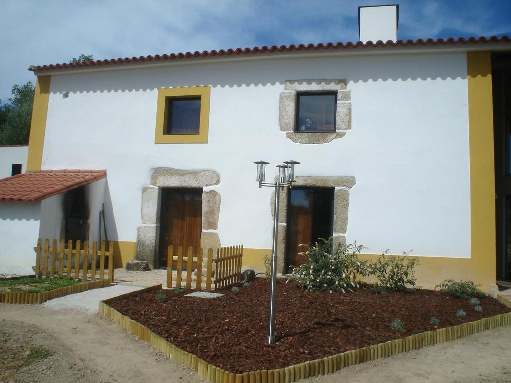 Herdade Da Fonte Castelo de Vide Bilik gambar